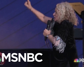 Carole King Sings 'I Feel The Earth Move' | MSNBC