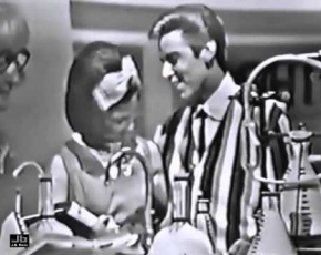 Bobby Sherman - I'm Into Something Good  (Shindig - Nov 11, 1964)